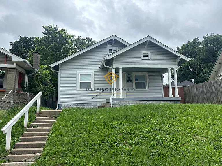 2815 Brookside Ave — Photo 1