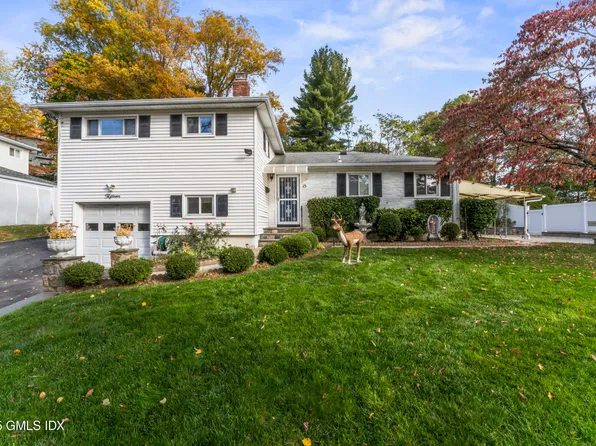 15 Walker Ct, Greenwich, CT 06831