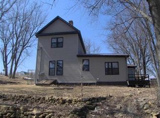 5394 Section Line Rd, Dodgeville, WI 53533
