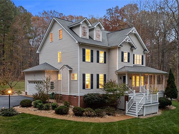 3rd image of 1601 Lake Randolph Dr