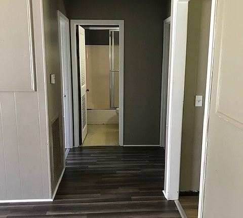 3rd image of 1405 Stadium View Dr #1405