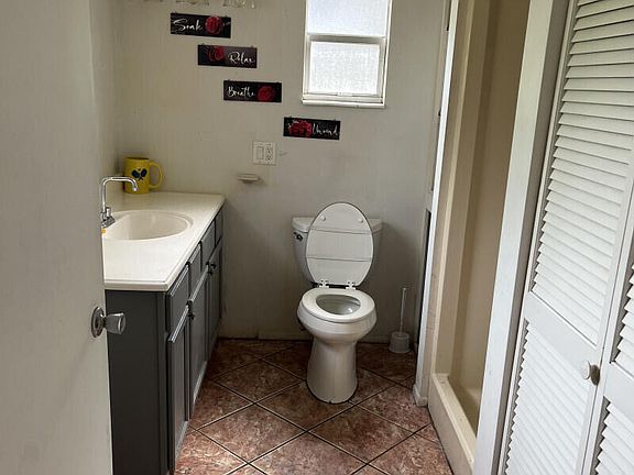 5th image of 1159 Bonita Ct NE