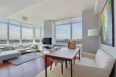 Rented by BLU Real Estate