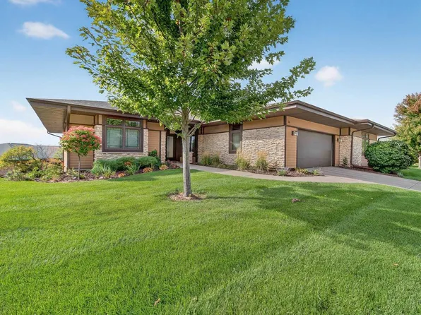 34 Hawks Landing Circle, Verona, WI 53593