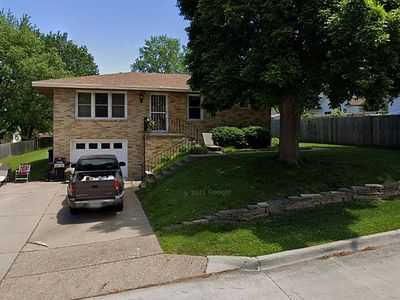 5917 SW 8th St, Des Moines, IA, 50315