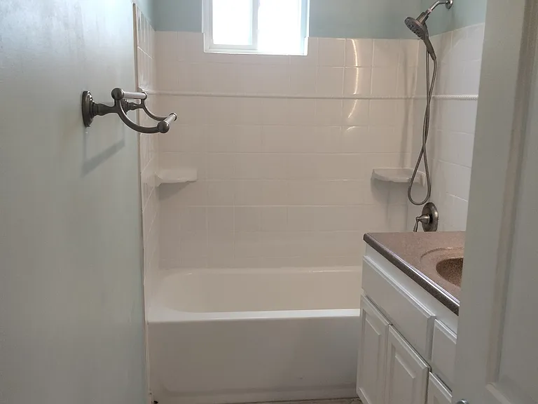 3003 E St — Photo 28