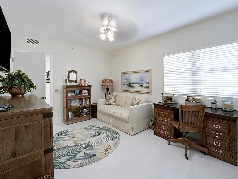 2650 Lake Shore Dr #1602 — Photo 16