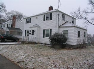 640 Goldenrod Ave, Bridgeport, CT 06606