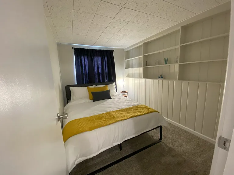 728 Whitehall Dr — Photo 12
