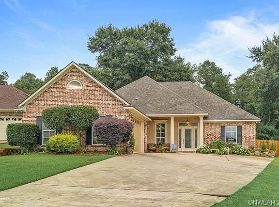 2nd image of 4911 Beechwood Hills Dr