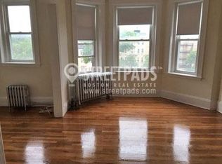 1334 Commonwealth Ave #30F, Allston, MA 02134