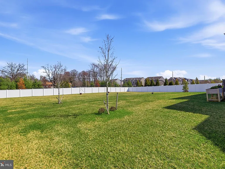 6702 Savannah Dr — Photo 64