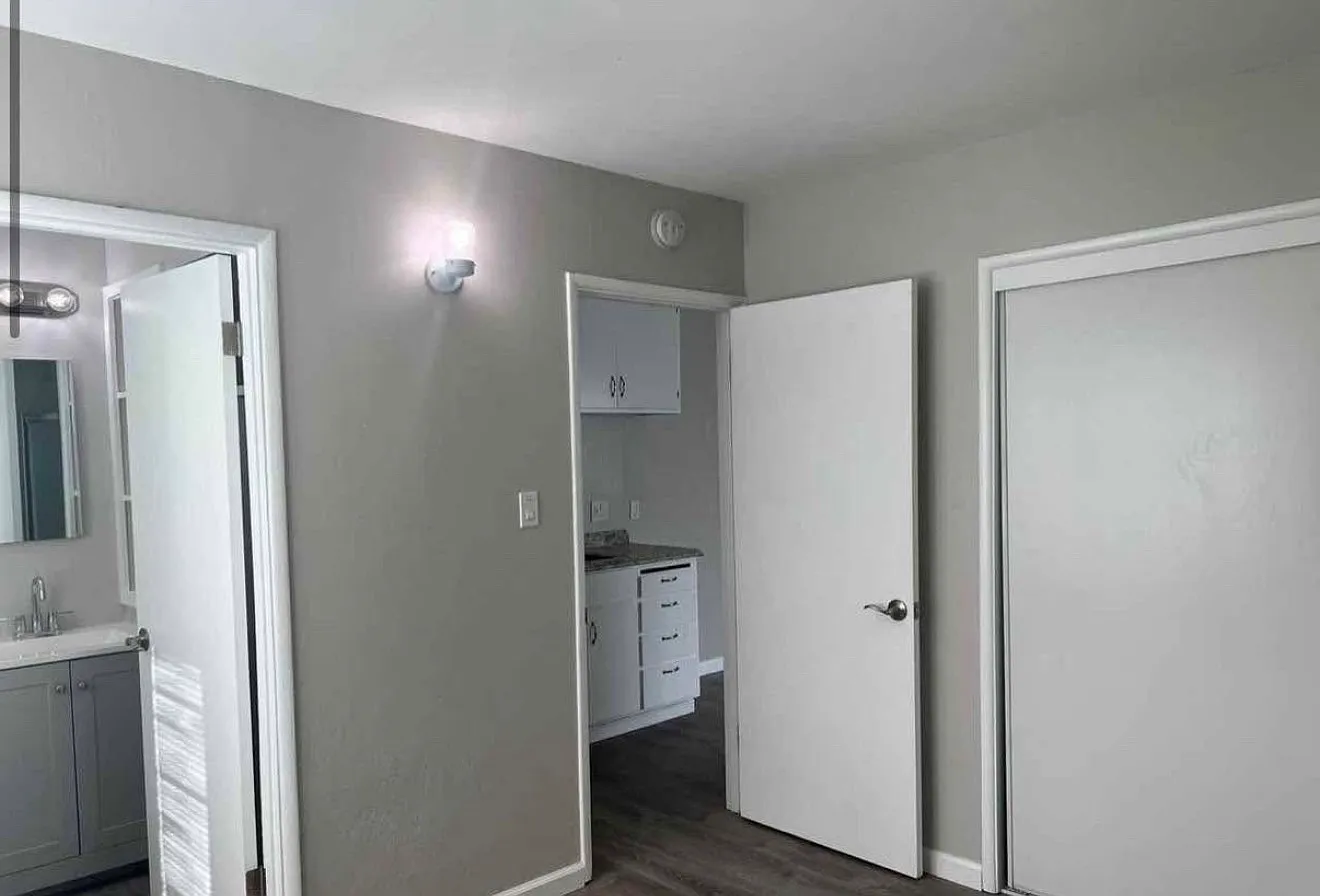 1 bed, 500 sqft, $1,650 — Photo 4