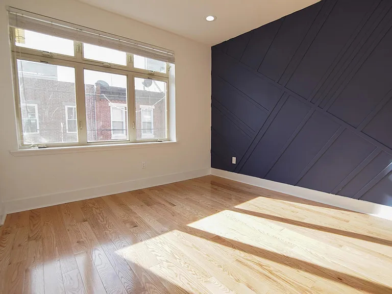 Second Bedroom with Accent Wall