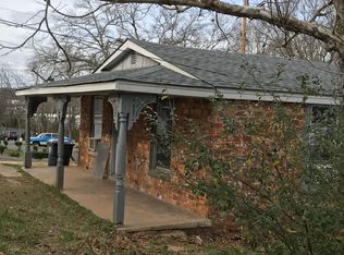 601 Hunters Ct, Laurens, SC 29360