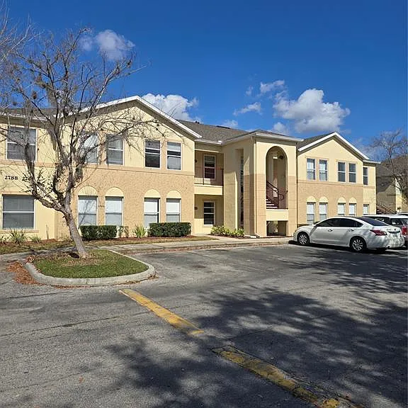 2790 Club Cortile Cir #B — Photo 22