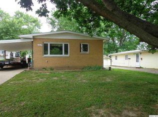 1615 Jackson St, Quincy, IL 62301
