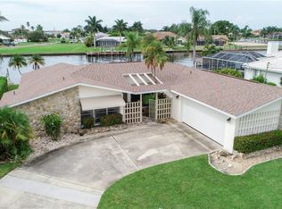 2210 SE 36th St, Cape Coral, FL 33904