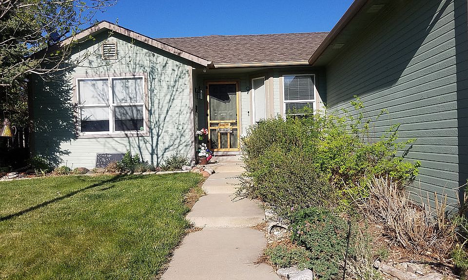 Front of house (spring)