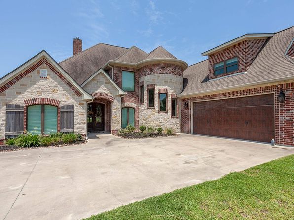 3200 Panda Rd, Orange, TX 77632