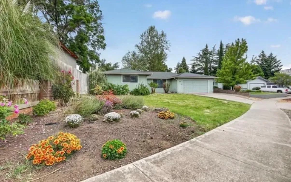 3 bed, 1630 sqft, $2,150 — Photo 1