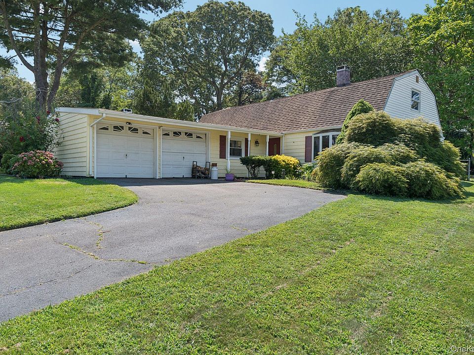 1st image of 12 Clarkson Drive