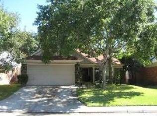 9318 Fishers Hill Dr, San Antonio, TX 78240