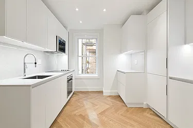 Rented by Akelius Real Estate Management
