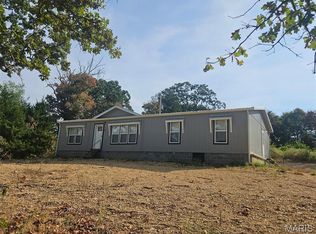 607 W School St, Crocker, MO 65452