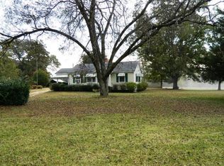 6 Burt Rd, Carlton, GA 30627