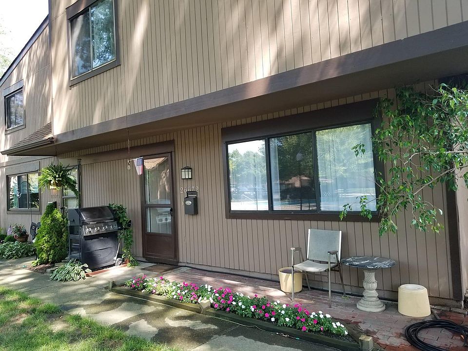 Lovely family and pet friendly community!