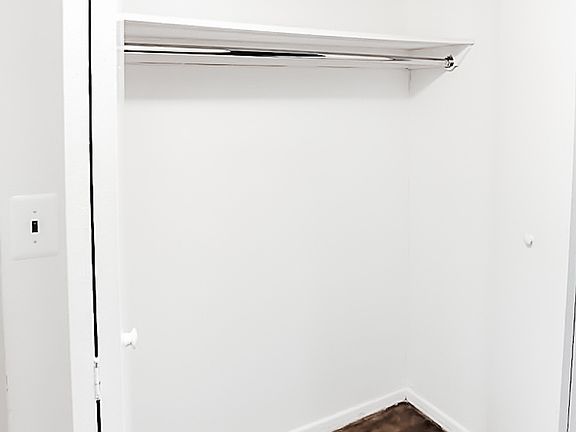 5th image of 216 E 90th St #2EF