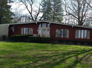 15611 Billet Rd, Pontiac, IL 61764