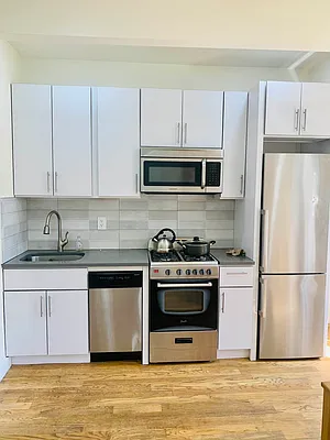 Rented by Evergreen Realty & Investments | media 17