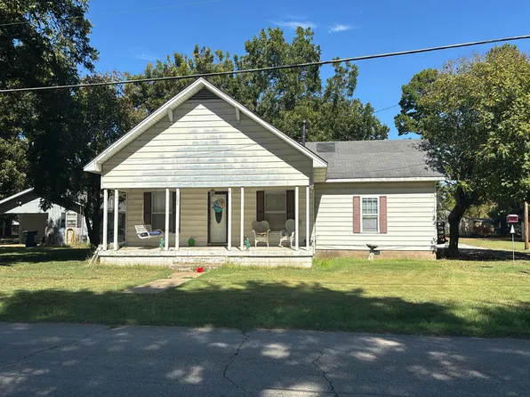 402 Fisher Ave, Monette, AR 72447