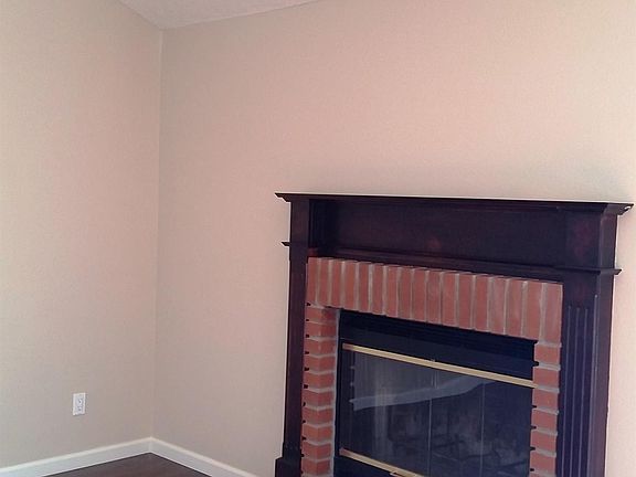 3rd image of 1661 E Serena Ave