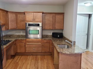 793 Oak St #112, Brockton, MA 02301