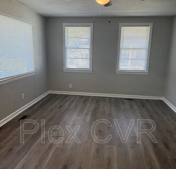 3025 Drake St — Photo 6