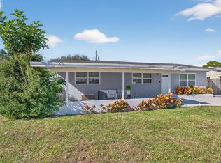 511 Iris Ave, Palm Beach Gardens, FL 33410