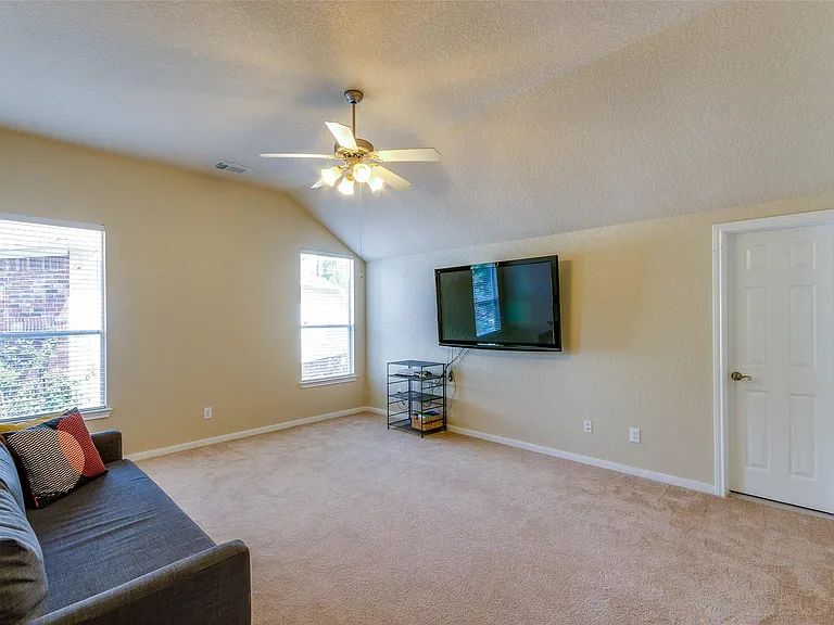 10 Caelin Ct — Photo 23