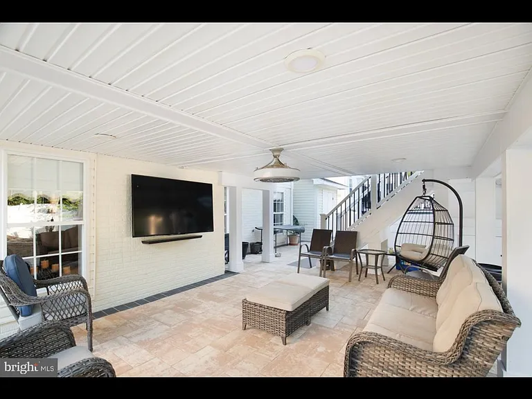 9655 Janet Rose Ct — Photo 3