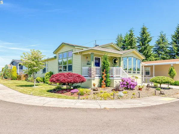 14975 S Plum Dr, Oregon City, OR 97045