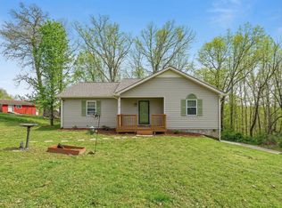 517 Skyview Dr, Ashland City, TN 37015
