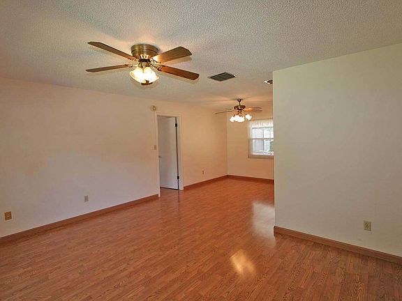 LIVING ROOM DINING ROOM