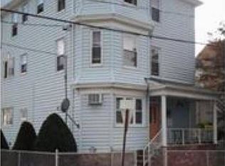 19 Horton St, Fall River, MA 02723
