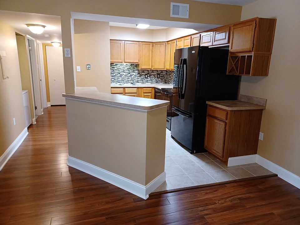 1st image of 2101 Cedar Run Dr #203