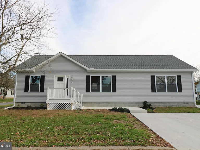 5 Welch Dr E — Photo 4