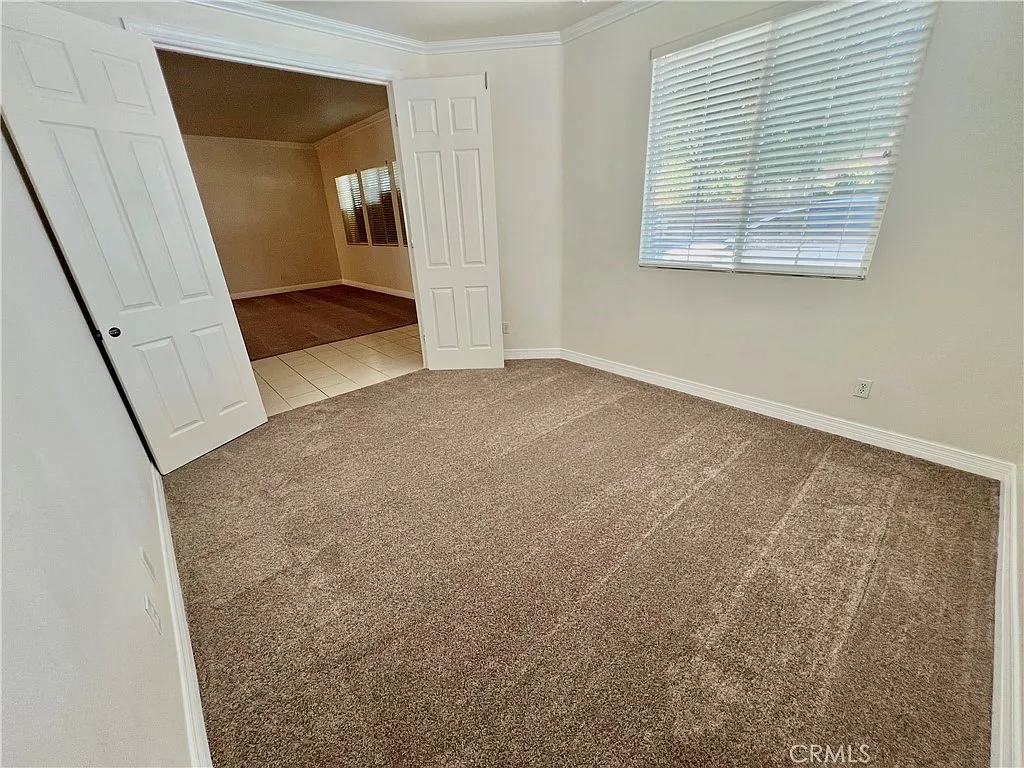 3 bed, 2700 sqft, $3,000 — Photo 4