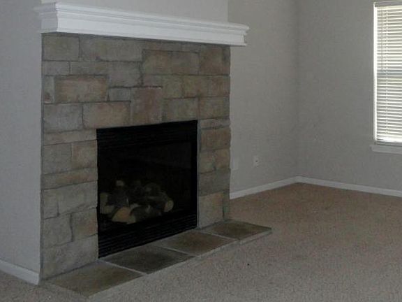 3rd image of 2319 Willow Point Cir