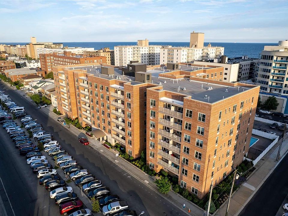1st image of 410 E Broadway #2J